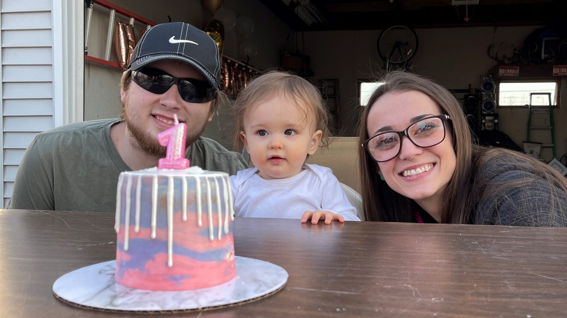 breanna and river celebrate with their daughter